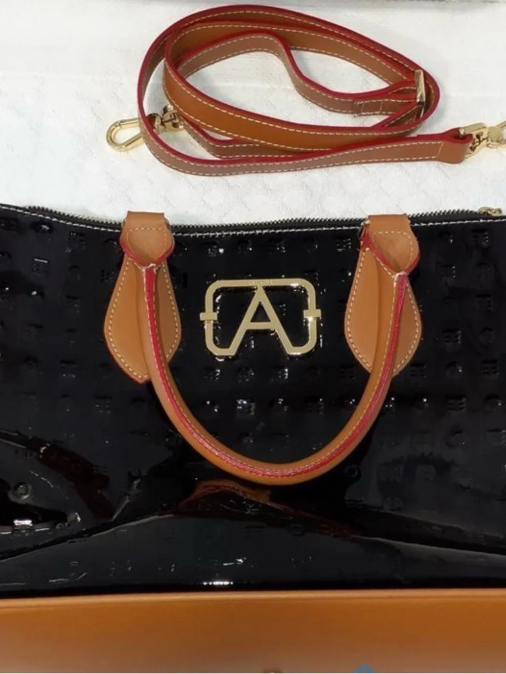 Arcadia Black Patent Leather Purse Made In Italy